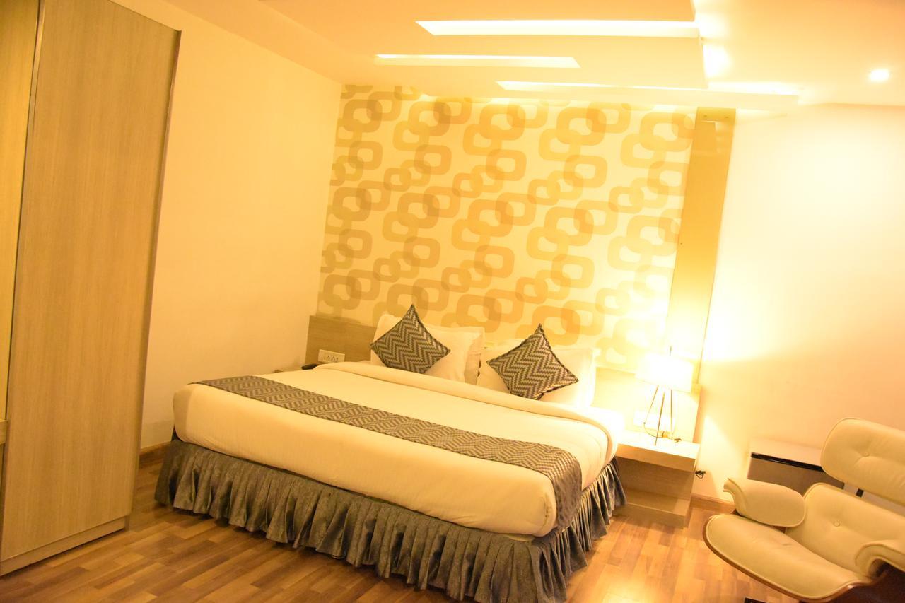ป๊อปปี้ ทาวเวอร์  Hotel โคอิมบาทอร์ ภายนอก รูปภาพ